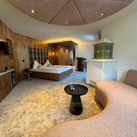 Hotel Lumberger Hof-3