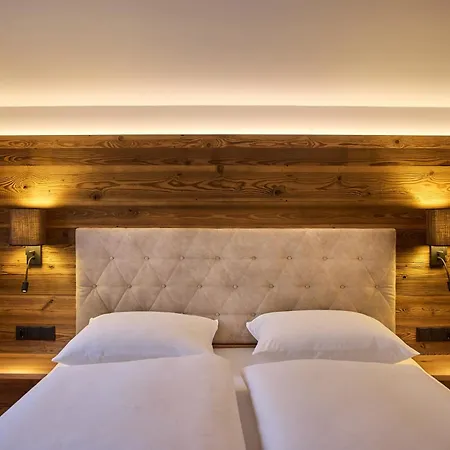 Aparthotel Die Monika-3
