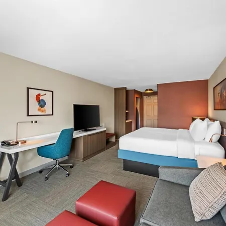 Hilton Garden Inn Overland Park-3