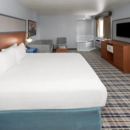 Americinn By Wyndham Green Bay West-3