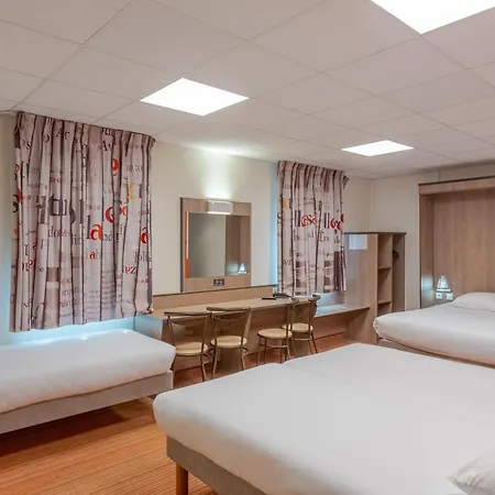 Ace Hotel Bourges-3
