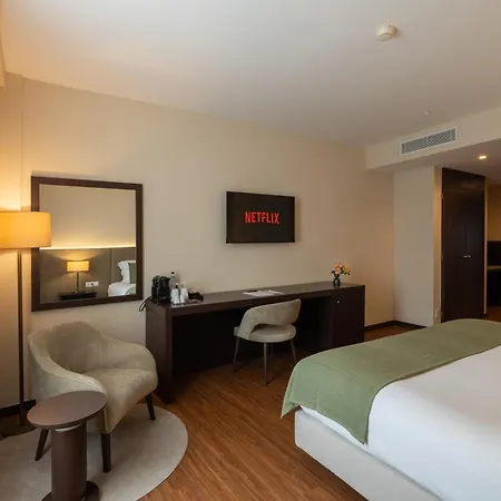Hotel Premium Porto Maia-2