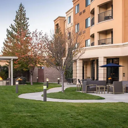 Courtyard Carson City-2