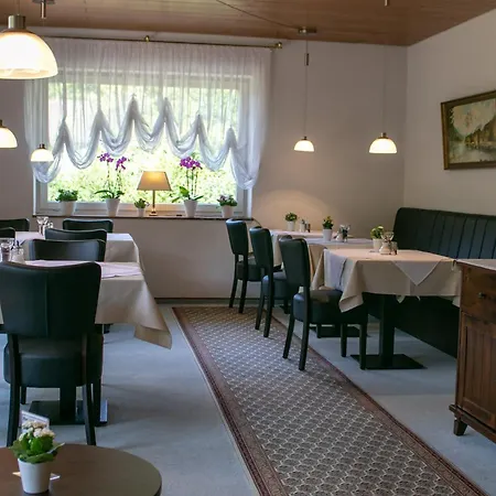 Haus am Wasserfall-3