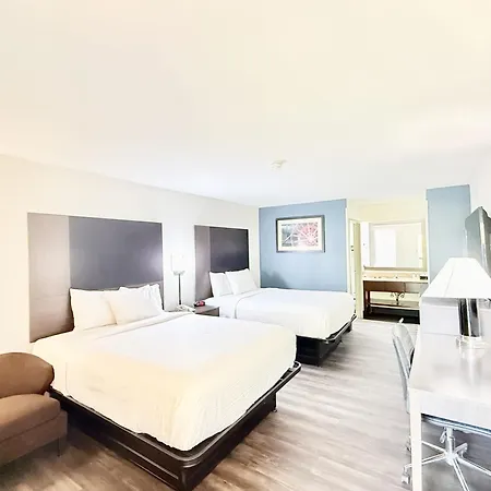 Baymont By Wyndham Tallahassee-2