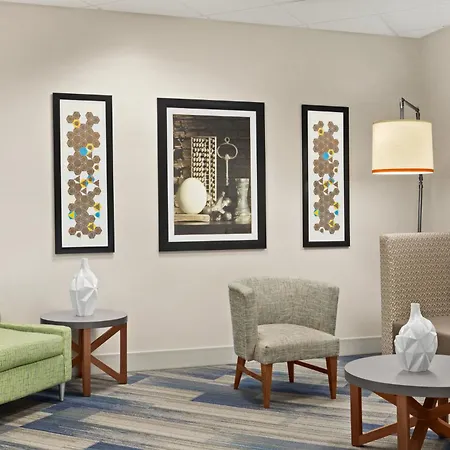 Holiday Inn Express & Suites Akron Regional Airport Area By Ihg-3