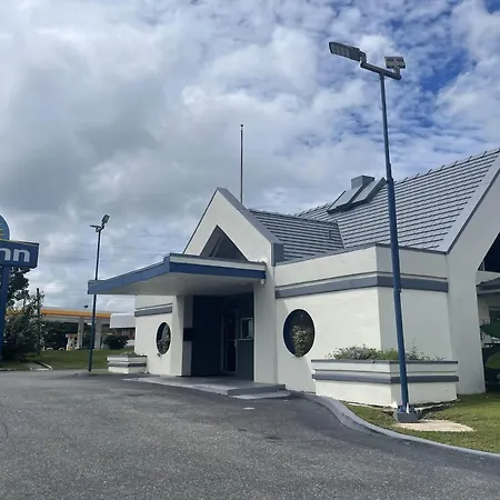 Days Inn By Wyndham Ocala North-2