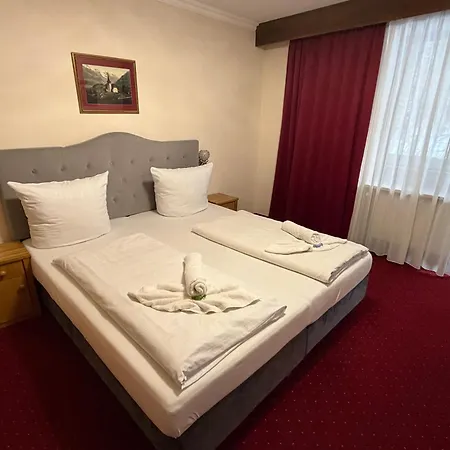 Hotel Gundl Alm-2