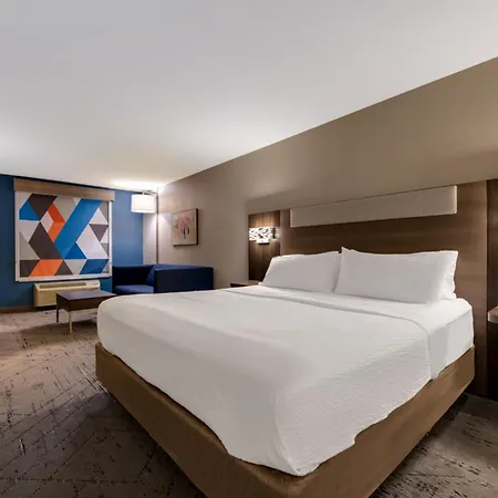 Holiday Inn Express Hotel & Suites - The Villages By Ihg-3