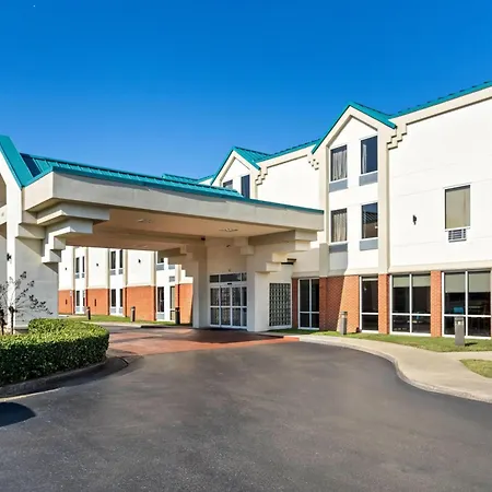 Days Inn & Suites By Wyndham Ridgeland-2