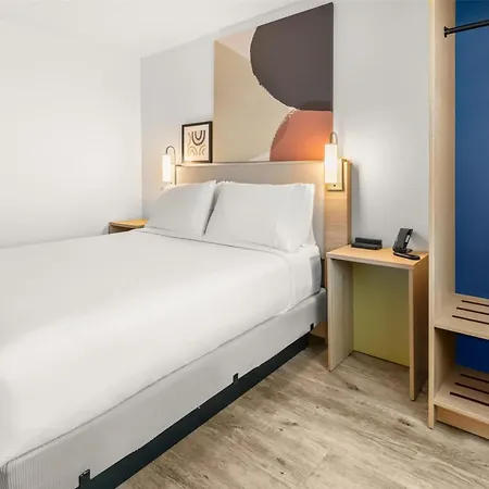 Spark By Hilton Eden Prairie-2