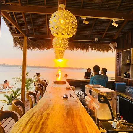Mahamaya Gili Meno-2