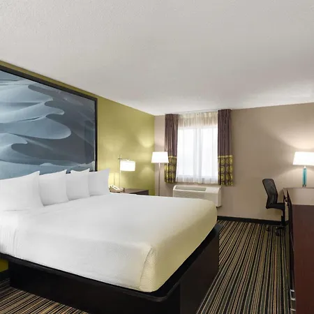 Super 8 By Wyndham Casa Grande-2