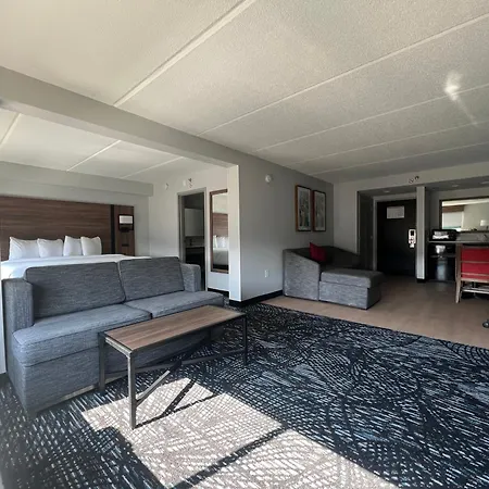 La Quinta Inn & Suites By Wyndham Duluth-Atlanta-2