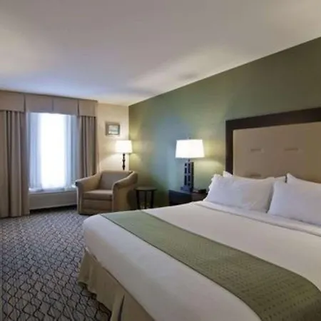 Clarion Hotel & Conference Centre-2