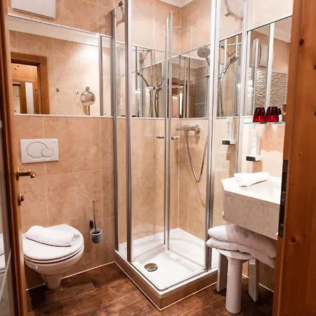 Liebes Caroline 4-Sterne-Hotel-3