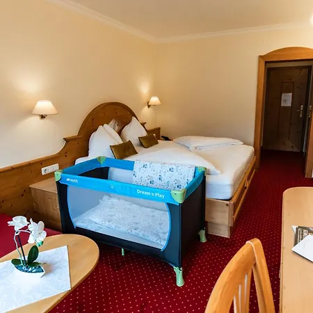 Liebes Caroline 4-Sterne-Hotel-2