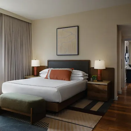 Kimpton Hotel Palomar Phoenix Cityscape By Ihg-3