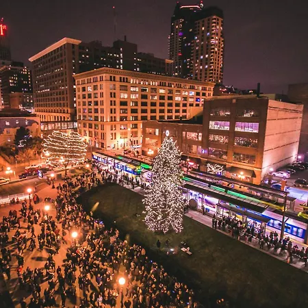 Holiday Inn St. Paul Downtown By Ihg-2