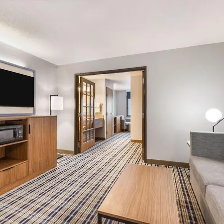 Americinn By Wyndham Bismarck-3
