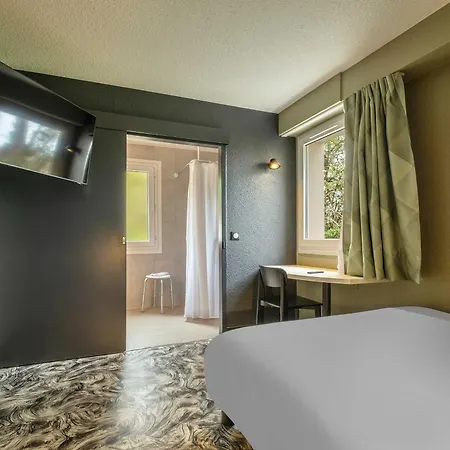 B&B Hotel Niort Sud Venise Verte-2