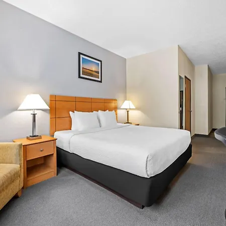 Quality Inn Dubuque On Hwy 20-2