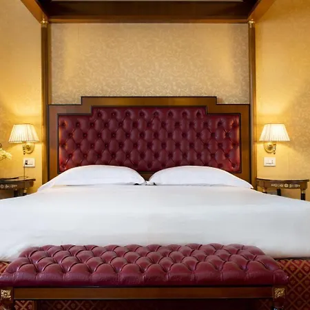 Hotel Maxim-3