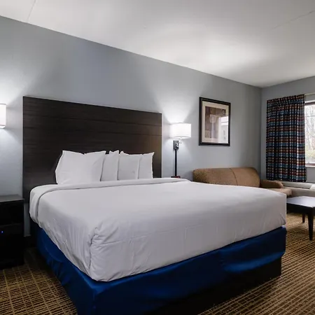 Baymont By Wyndham Louisville Airport South-2