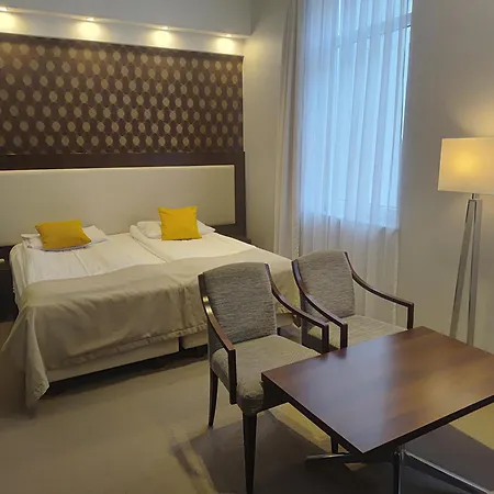 Hotel Zamek Centrum-2