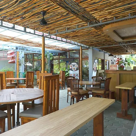 Komodo Lodge-3