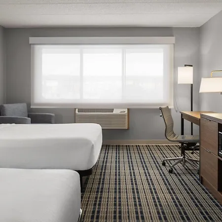 Americinn By Wyndham Grand Forks-3