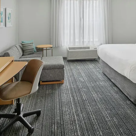 Towneplace Suites By Marriott Lawrence Downtown-3