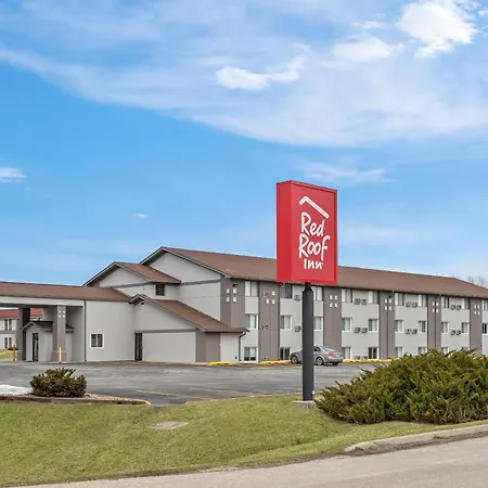 Red Roof Inn Ames-3