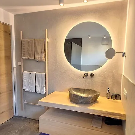 Hotel Kranebitt B&B-2