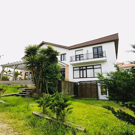 Latas Surf Lodge-2