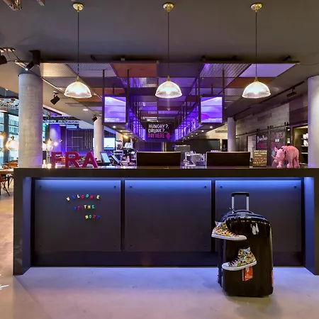Moxy Frankfurt East-2