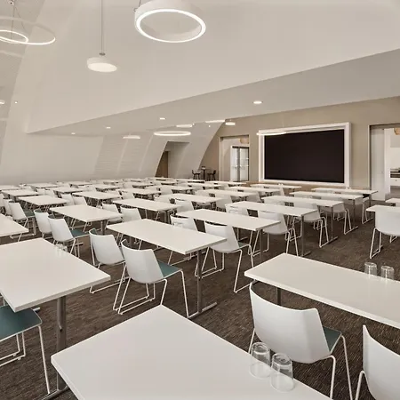 Hilton Garden Inn Bordeaux Centre-2