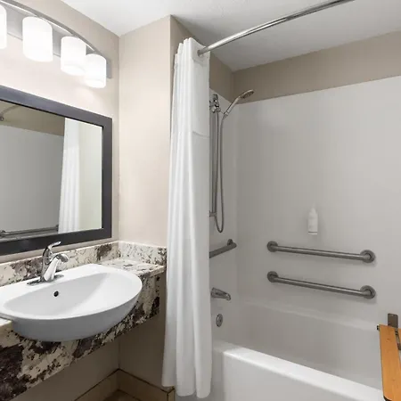 Days Inn By Wyndham Charleston Wv-2