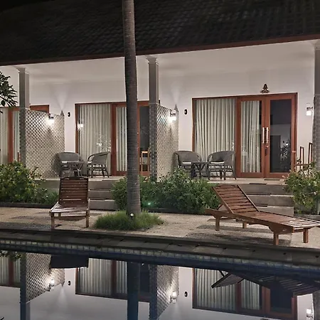 Villa Pine Tree-3