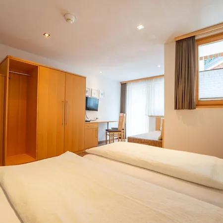 Hotel Garni Krumbach-2