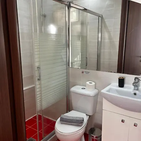 City Plaza Apartments & Rooms-3