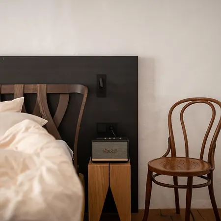 Flurin Suites-2