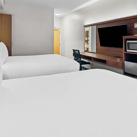 Park Inn By Radisson, Kelowna-3