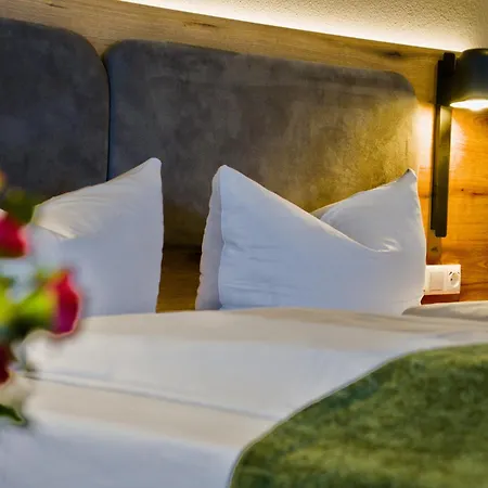 Hotel Happinger Hof-3