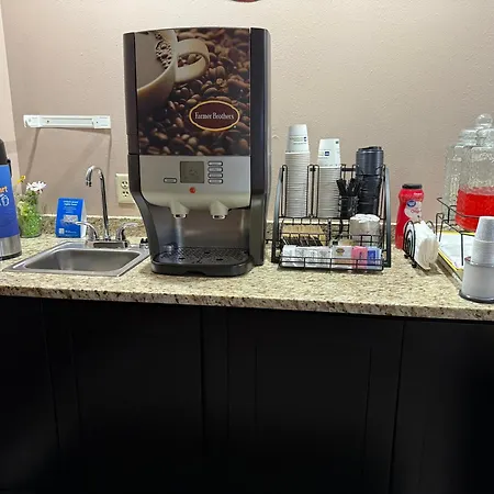 Best Western Dodgeville Inn & Suites-3