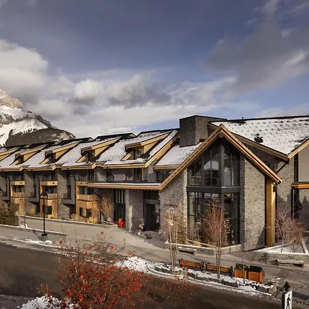 Peaks Hotel And Suites-3