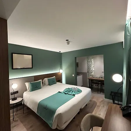 Hotel Catalina Plaza Sostenible-3