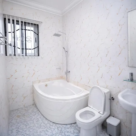Aduk Guest House Airport City Accra-2