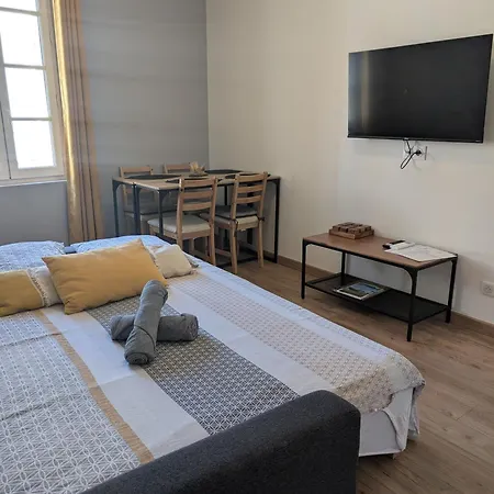 Maison De La Tour-3