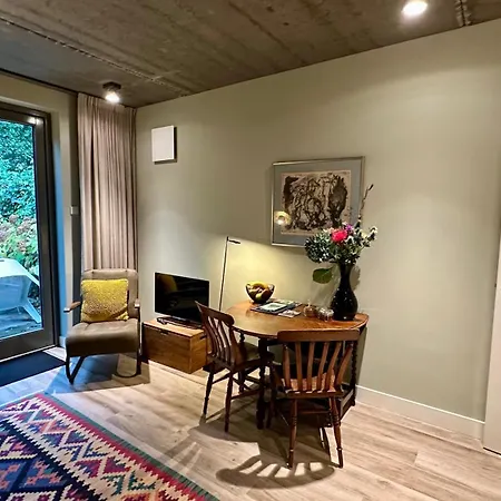 Luxe B&B "In De Schulp", Ontspan En Geniet Van Comfort En Stijl-2